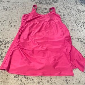 Old Navy maternity swimsuit